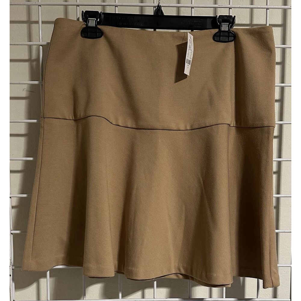 NWT New York &‎ Company Skirt Size 12 Style #3582 Camel Colored, Back Zip. - Picture 2 of 7